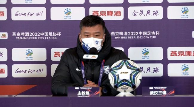 胸的白玉皮肤