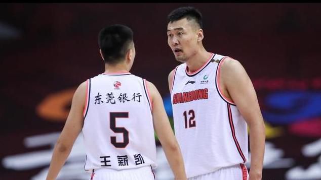 老板和他的下属之间的危险关系