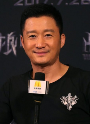 白洁被五个人玩一夜